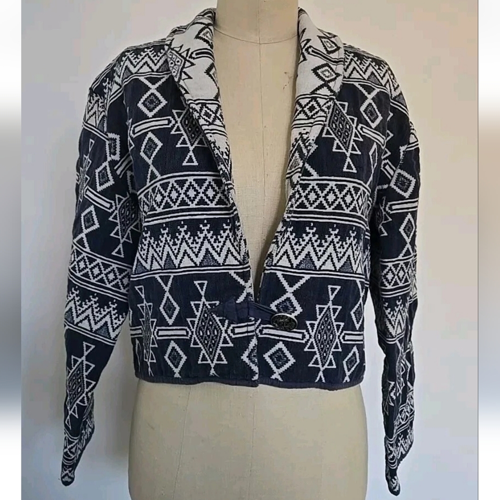 VTG Flashback Women's Size M Crop Jacket Top Long Sleeves Tapestry Blue White